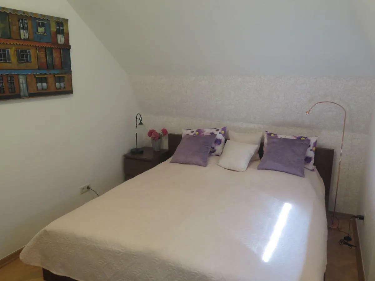 Schoenbrunn Gardens Deluxe Apartment Vienna 0*,