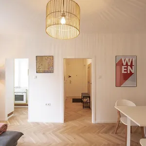 City Hauptbahnhof Apartment