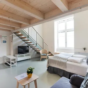 Vorgarten - Central, New And Stylish For Your Comfortable In Appartamento