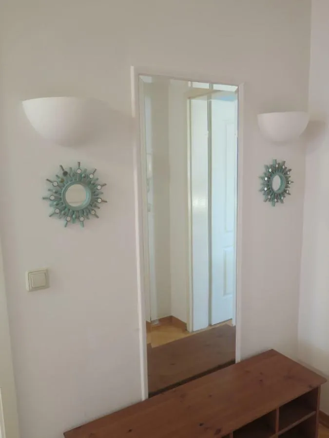 Schoenbrunn Gardens Deluxe Apartment Vienna Austria